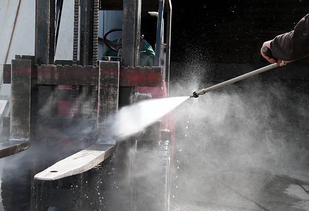 Why Choose Our Certified Pressure Washing Experts for Your Project Needs in Summit Park, UT?